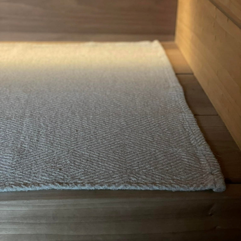 Pellavainen saunan istuinpäällinen - beige - Lahjaksi.net